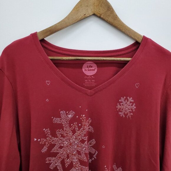 Life Is Good Womens Snowflake Long Sleeve Crusher Tee Size XL Maroon Red V-Neck - Picture 10 of 14